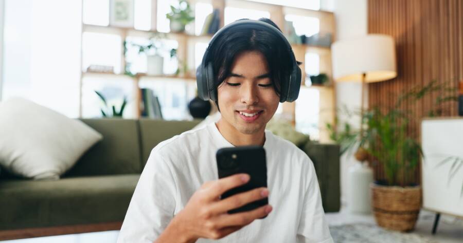 How Unlimited Data Plans Enhance Mobile Use